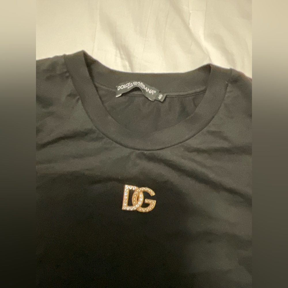 Dolce & Gabbana Black Tee with Gold Accent size 40 - Picture 2 of 5